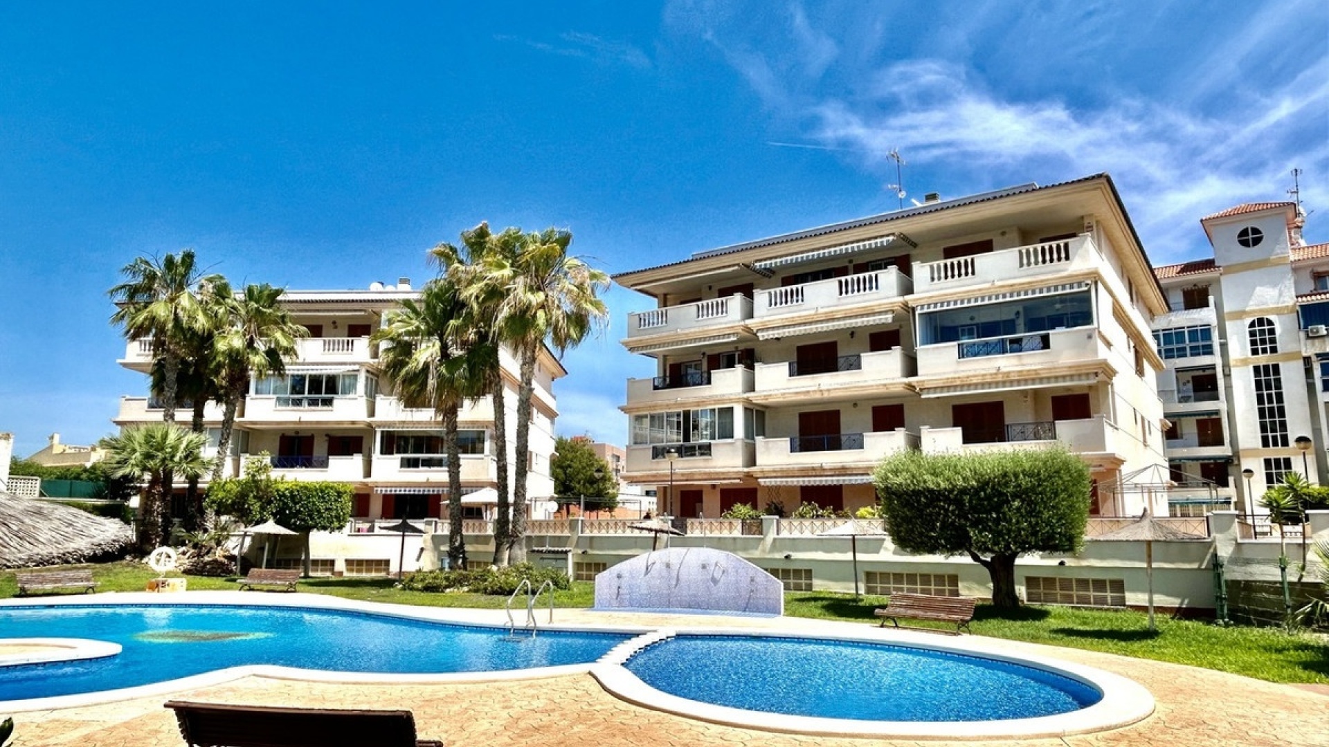 Resale - Apartment - Torrevieja - La Mata