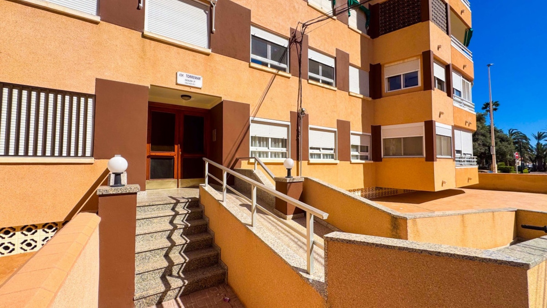 Resale - Apartment - Torrevieja - La Mata