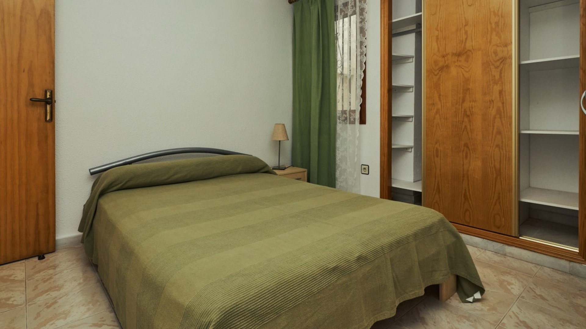 Resale - Apartment - Torrevieja - La Mata