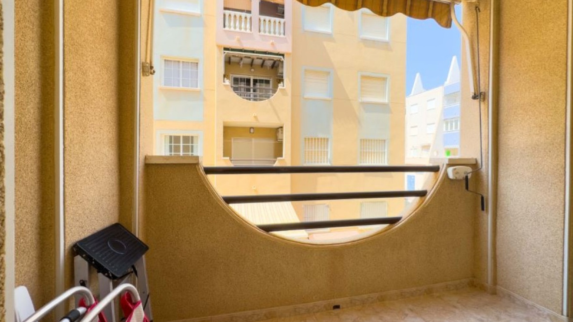 Resale - Apartment - Torrevieja - La Mata