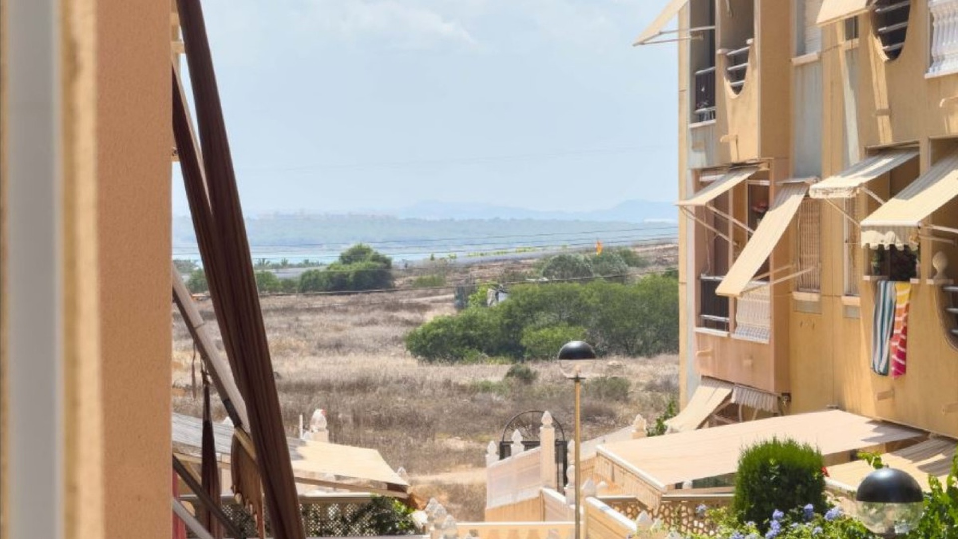 Resale - Apartment - Torrevieja - La Mata
