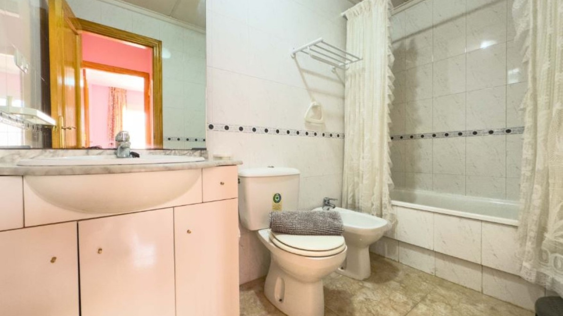 Resale - Apartment - Torrevieja - La Mata