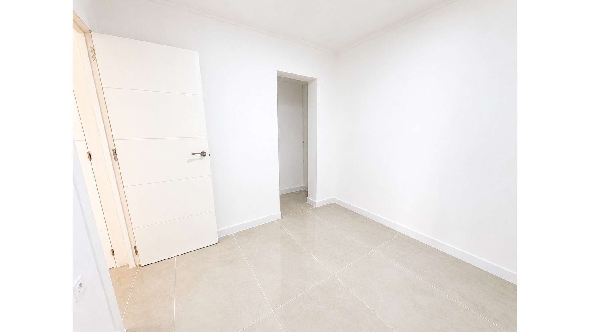 Resale - Apartment - Torrevieja - La Siesta - El Salado - Torreta