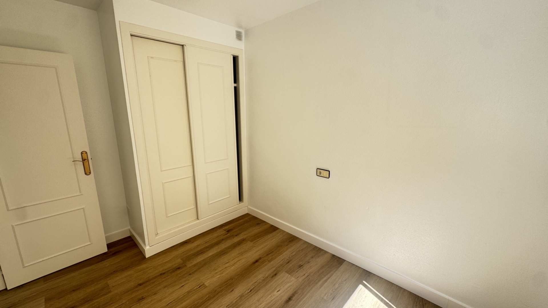 Resale - Apartment - Torrevieja - la siesta