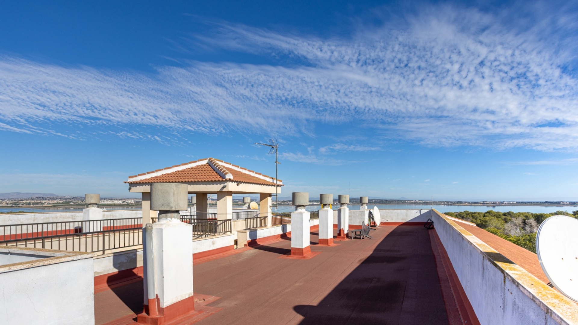 Resale - Apartment - Torrevieja - La Siesta