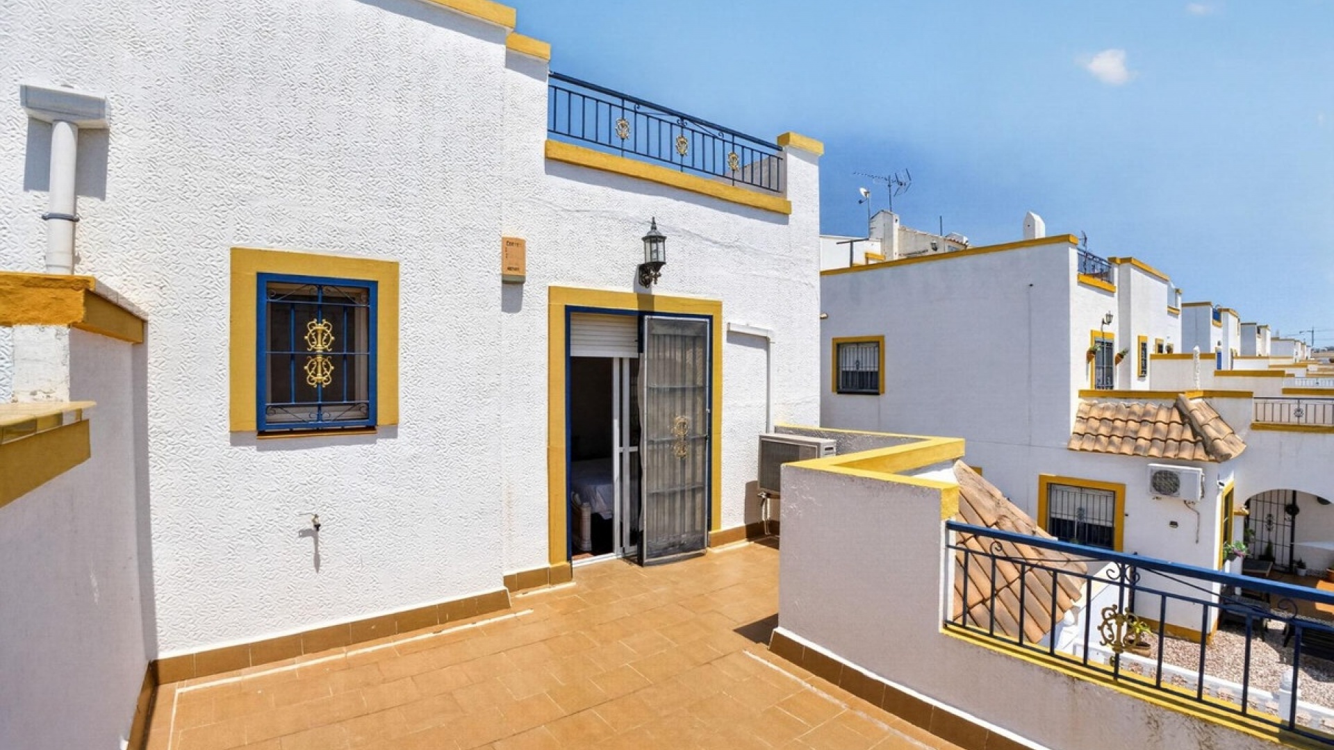 Resale - Apartment - Torrevieja - La Siesta