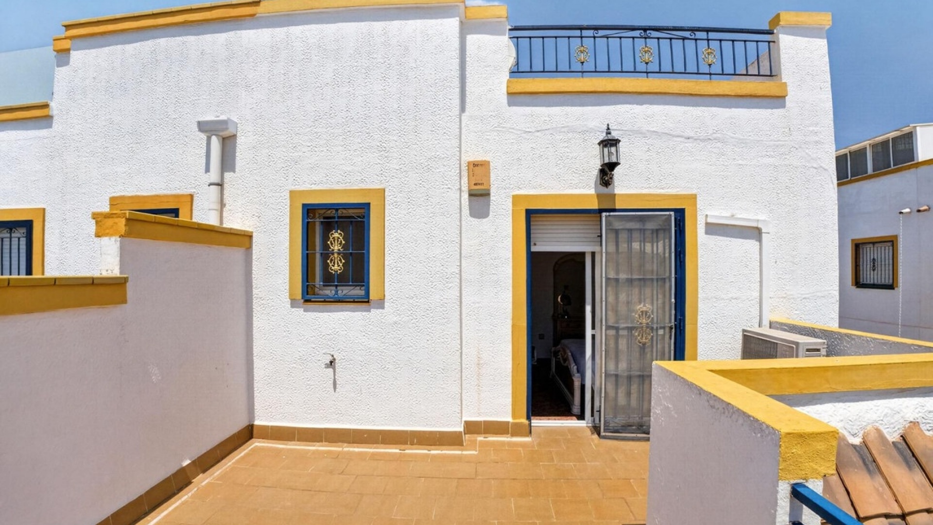 Resale - Apartment - Torrevieja - La Siesta