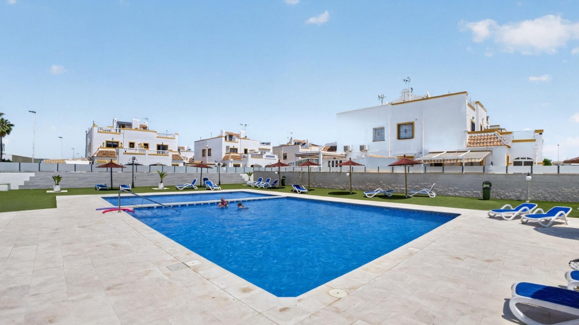 Resale - Apartment - Torrevieja - La Siesta