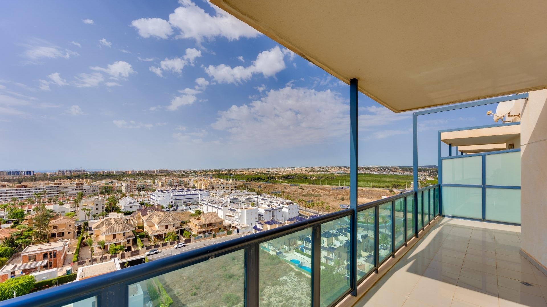 Resale - Apartment - Torrevieja - la veleta