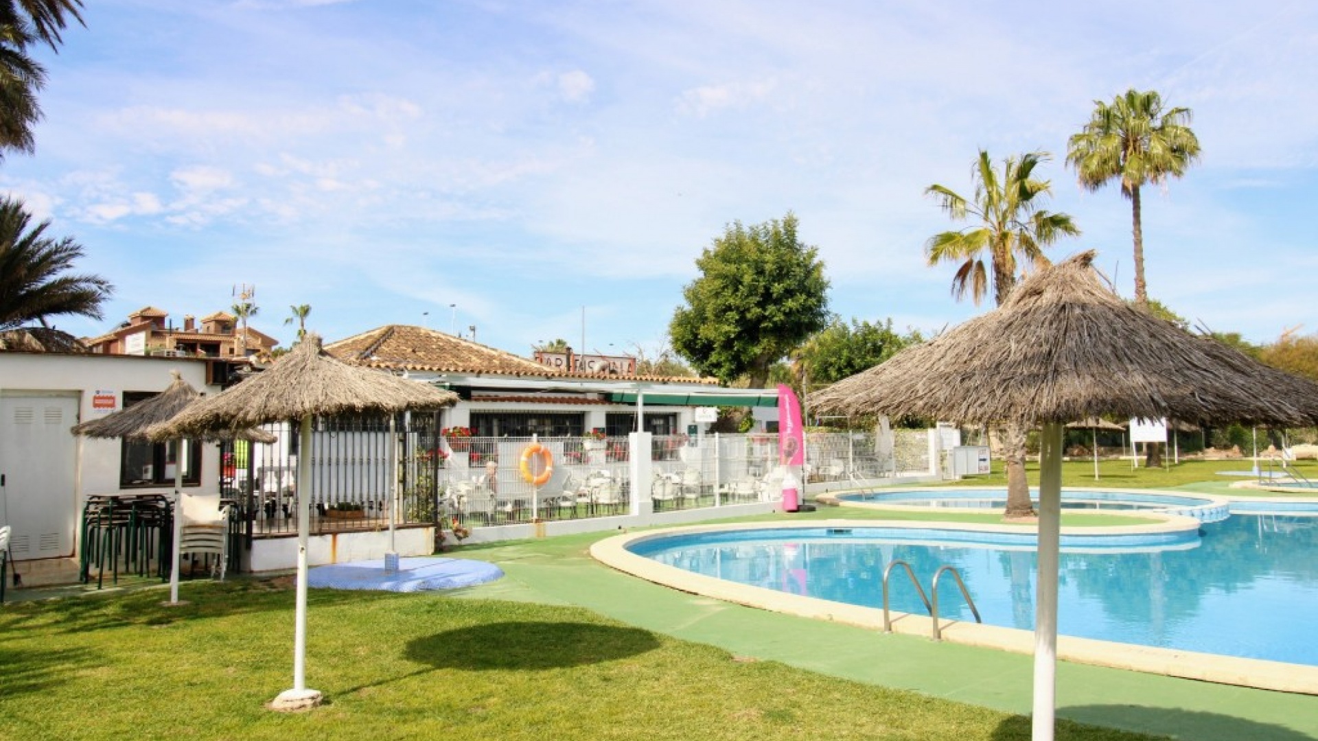 Resale - Apartment - Torrevieja - Lago Jardin