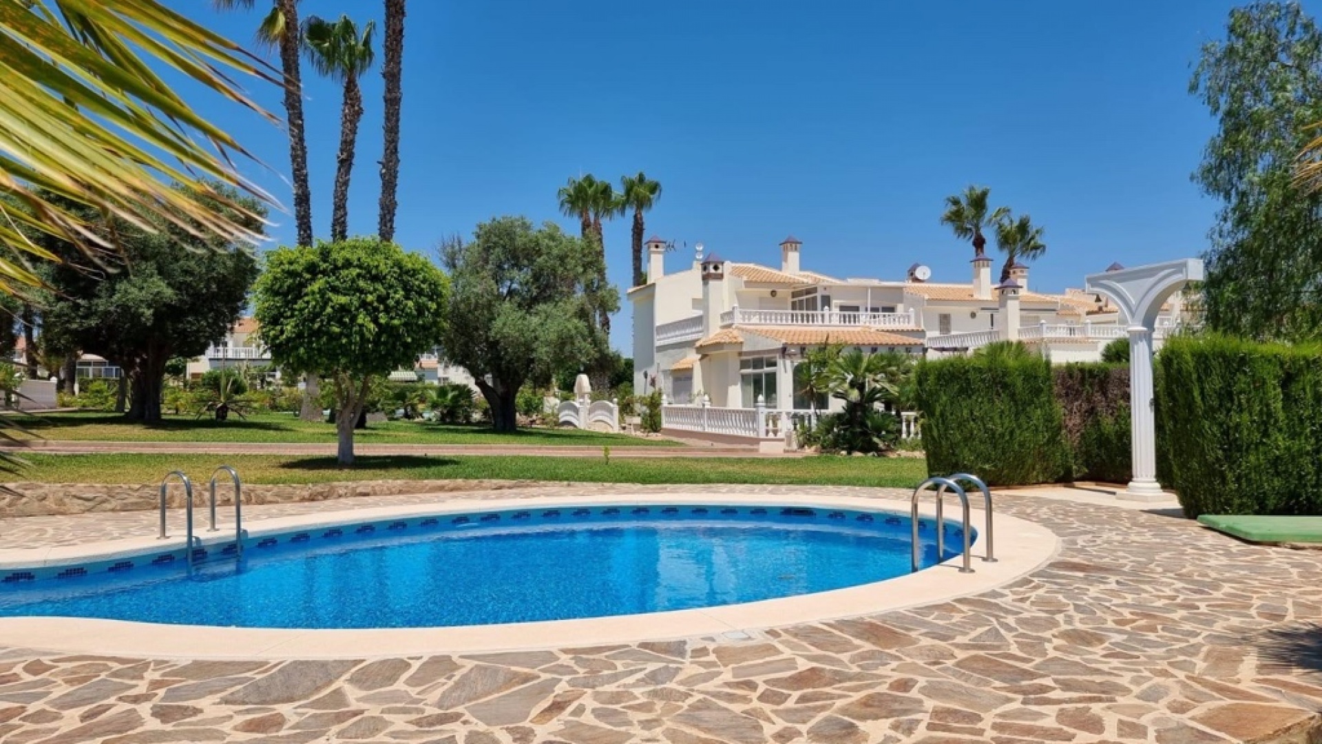 Resale - Apartment - Torrevieja - Los Balcones