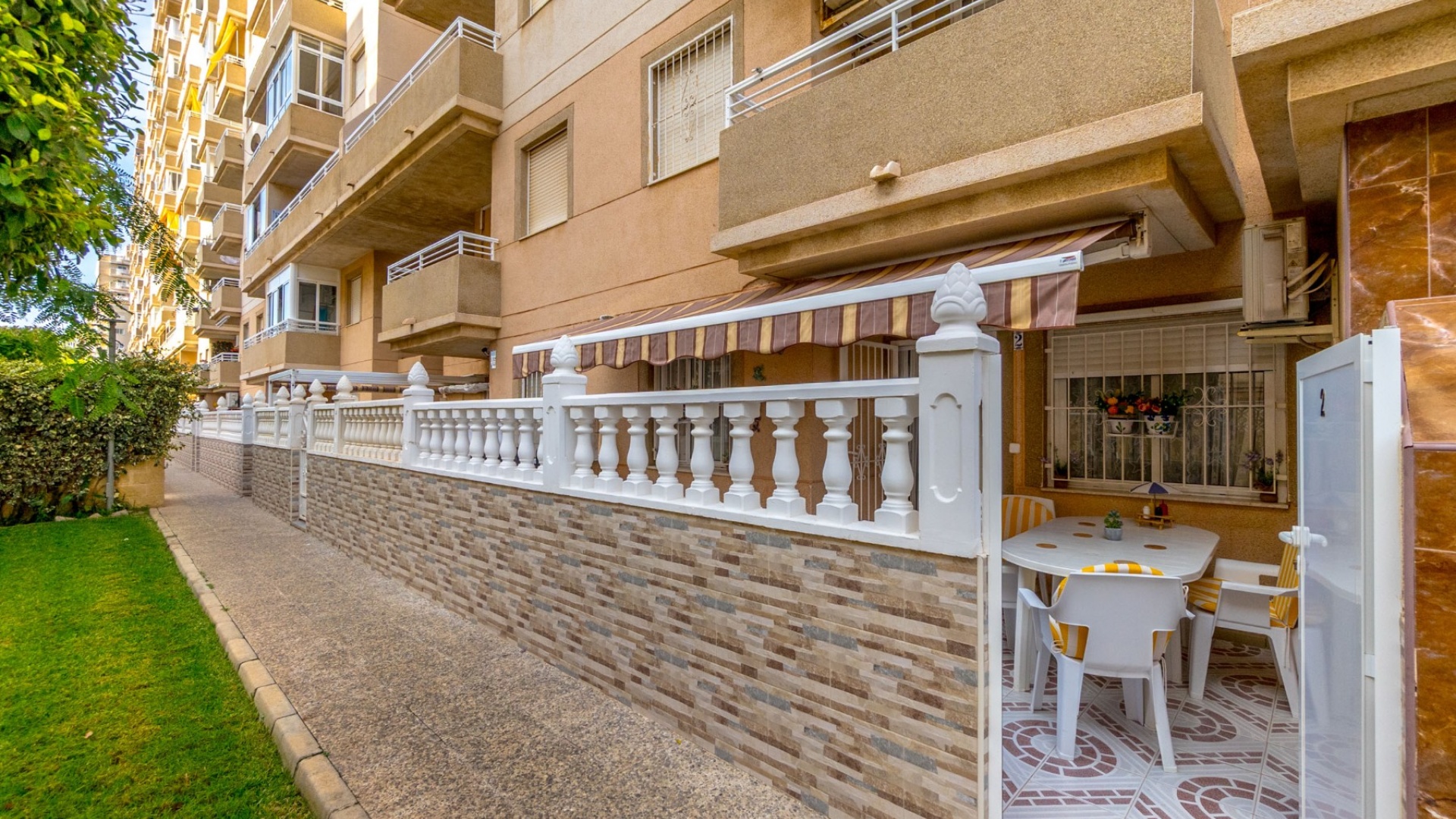 Resale - Apartment - Torrevieja - Nueva Torrevieja