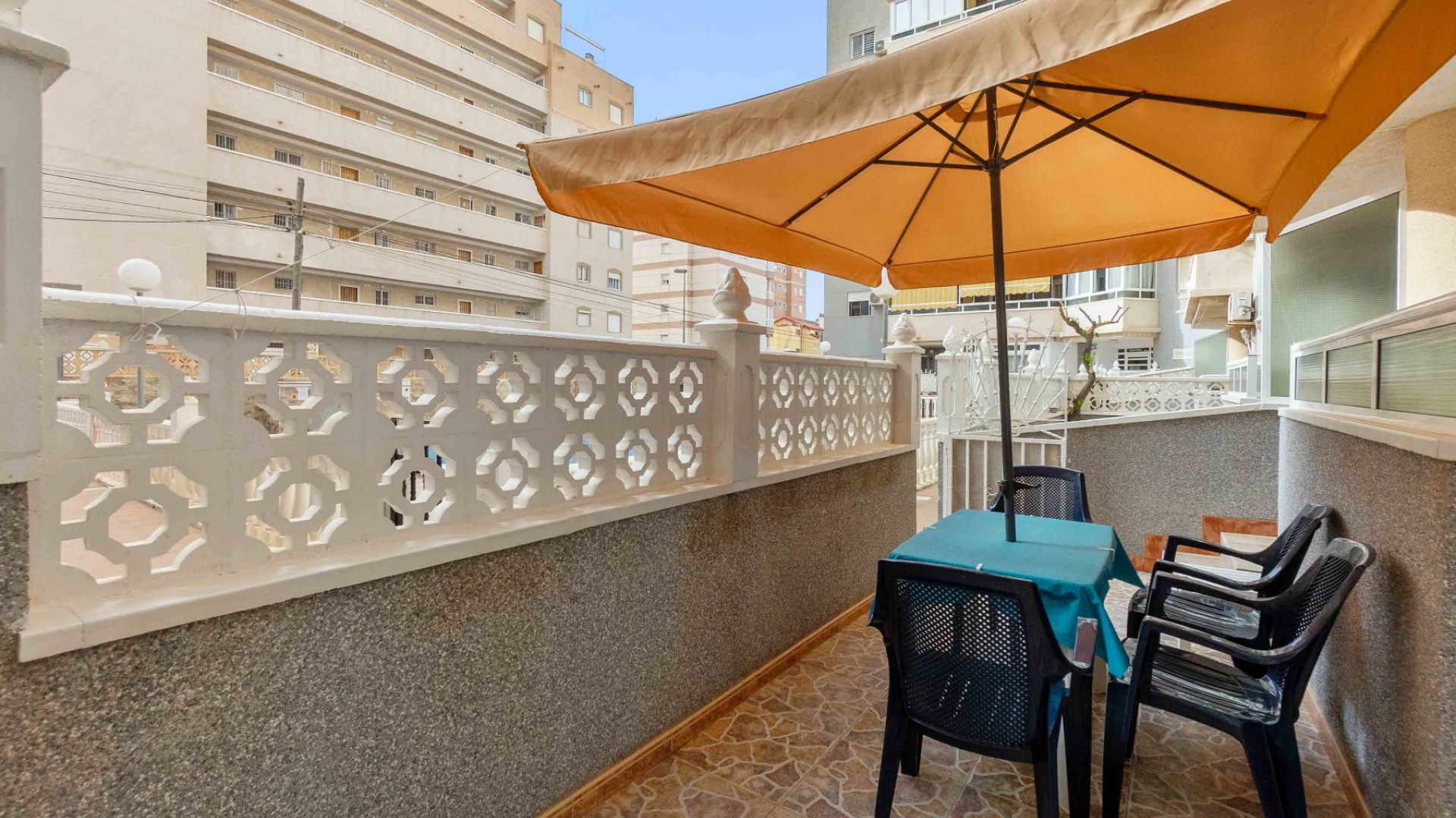 Resale - Apartment - Torrevieja - Nueva Torrevieja