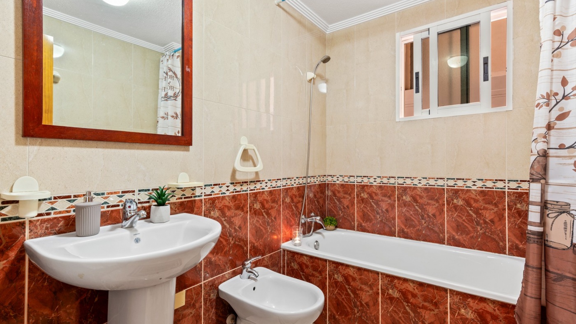 Resale - Apartment - Torrevieja - parque del naciones