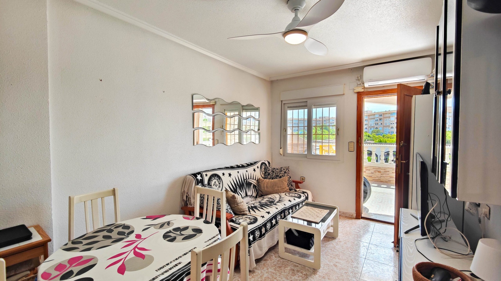 Resale - Apartment - Torrevieja - parque del naciones