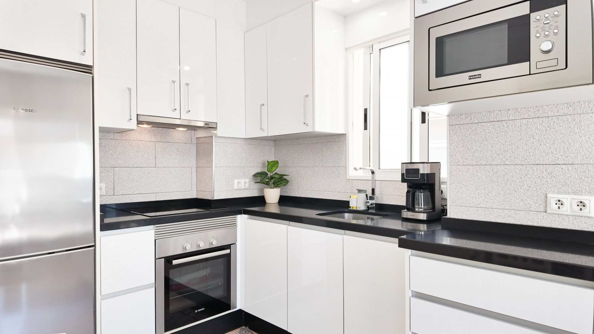 Resale - Apartment - Torrevieja - parque del naciones