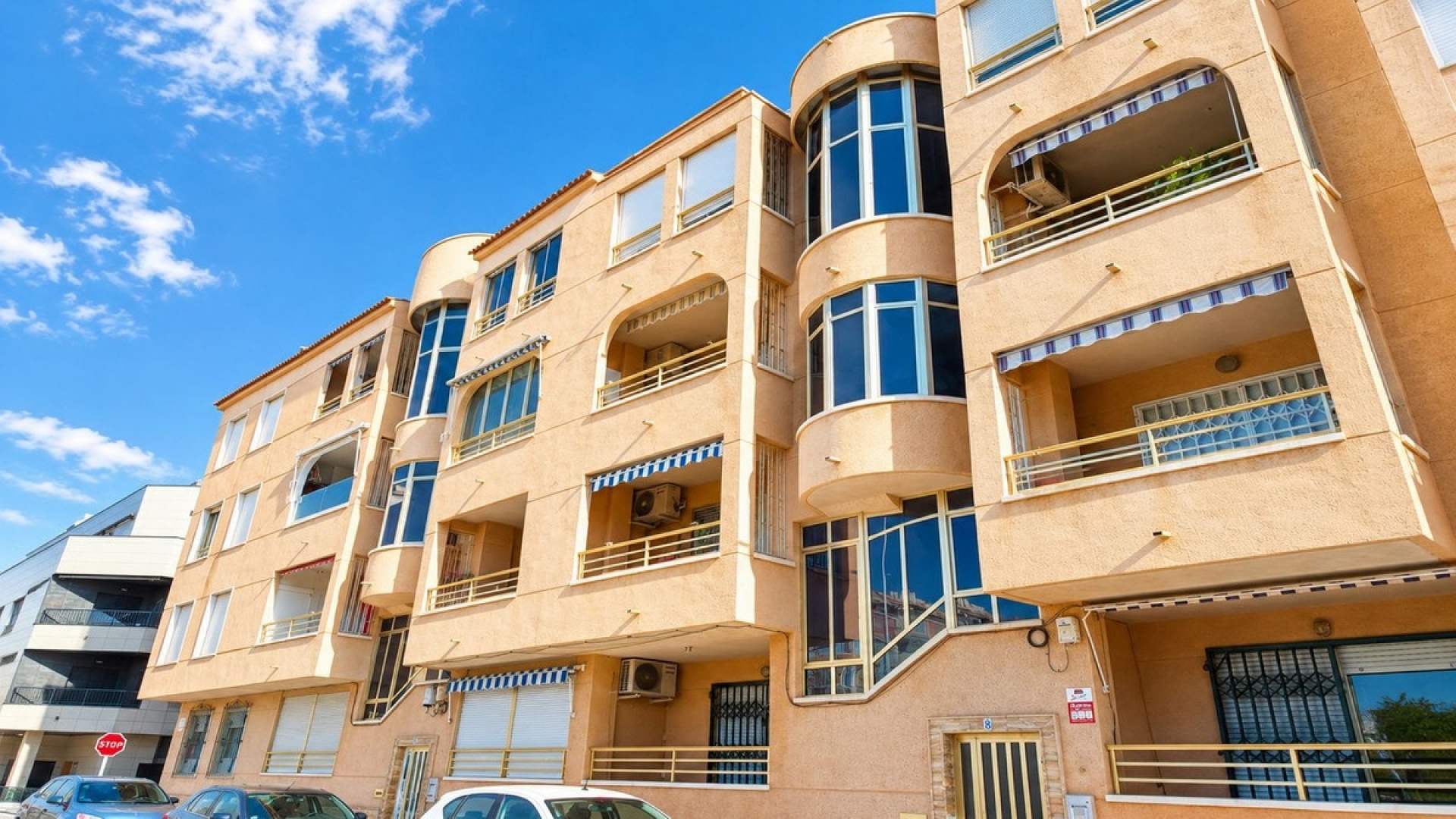 Resale - Apartment - Torrevieja - Playa De La Mata