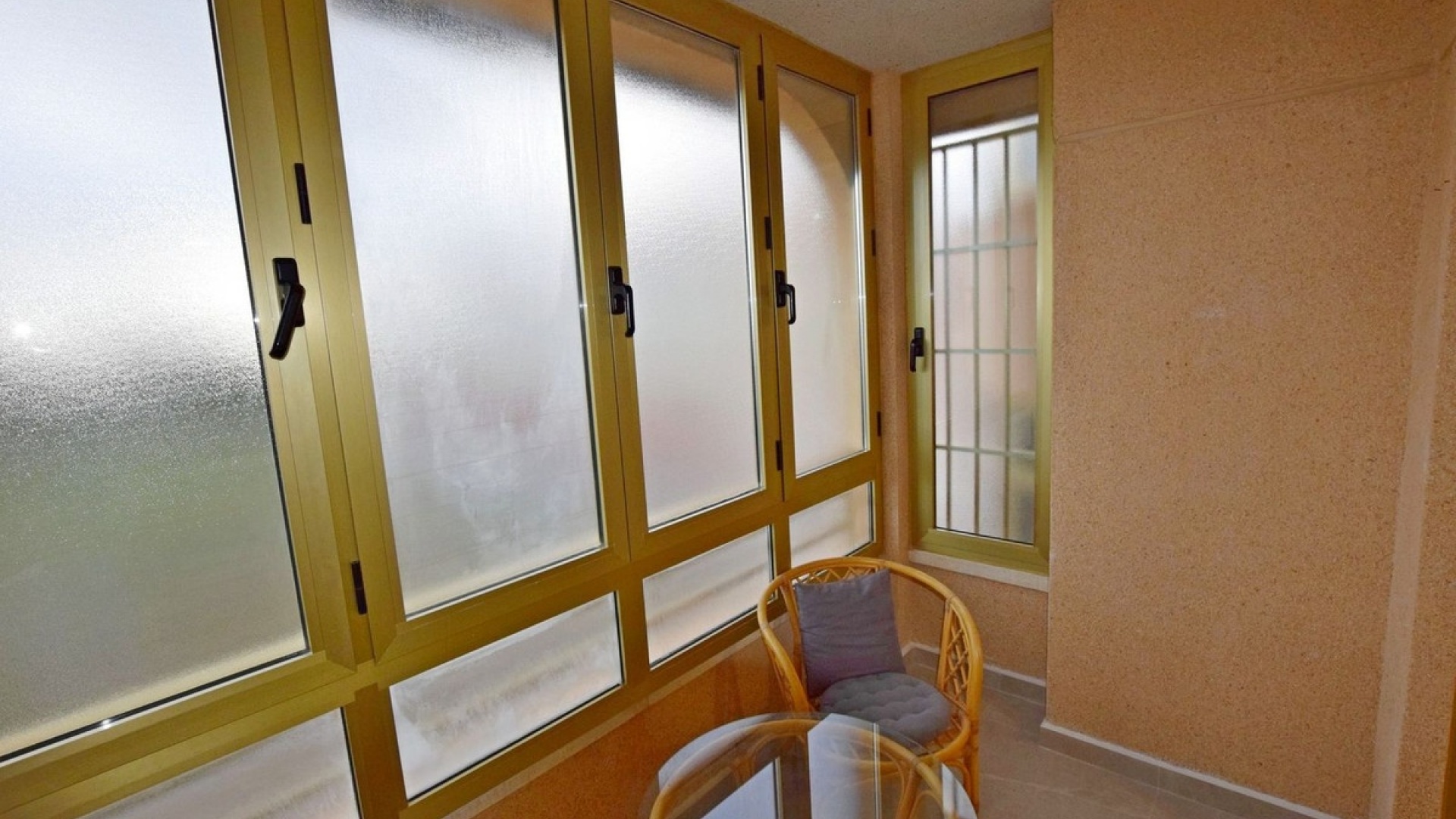 Resale - Apartment - Torrevieja - Playa De La Mata
