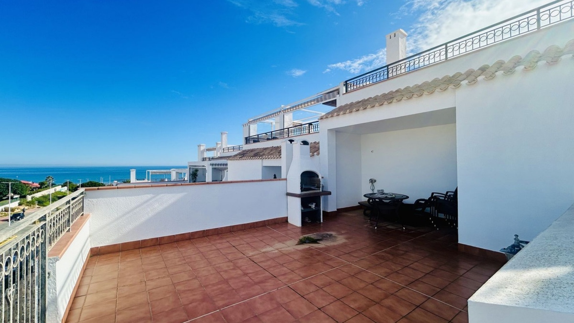 Resale - Apartment - Torrevieja - Playa De La Mata