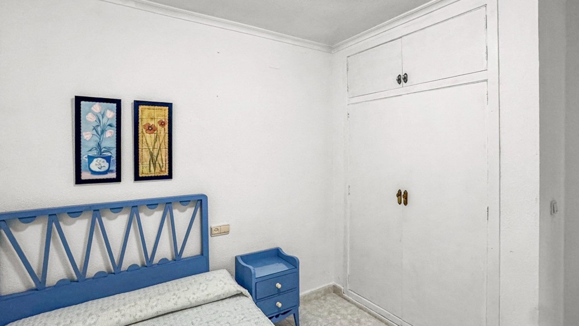 Resale - Apartment - Torrevieja - Playa De Los Locos