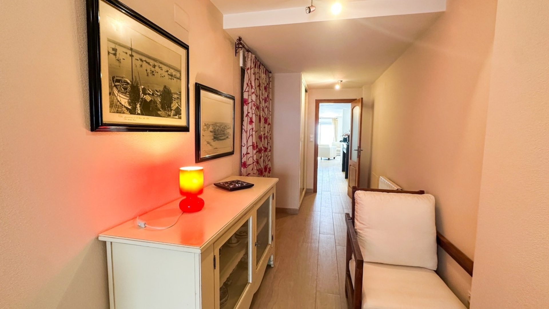 Resale - Apartment - Torrevieja - Playa De Los Locos