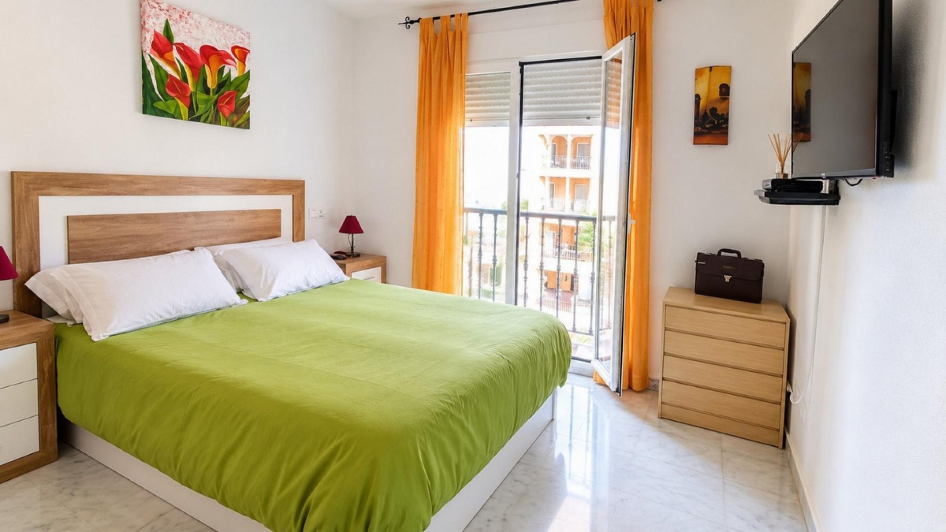 Resale - Apartment - Torrevieja - Playa De Los Locos