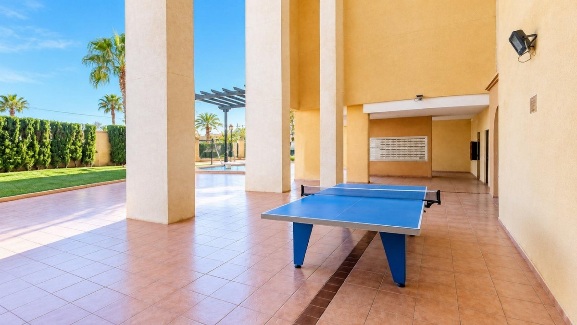 Resale - Apartment - Torrevieja - Playa De Los Locos
