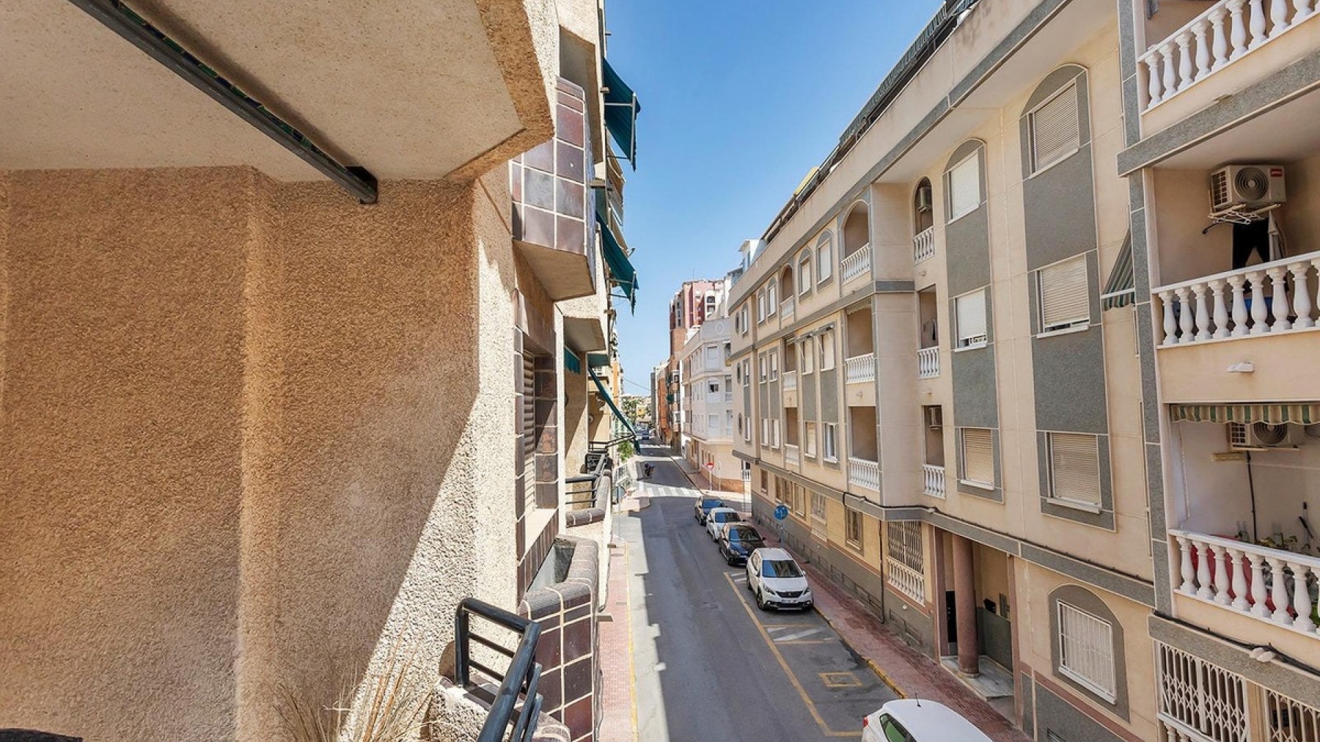Resale - Apartment - Torrevieja - Playa De Los Locos