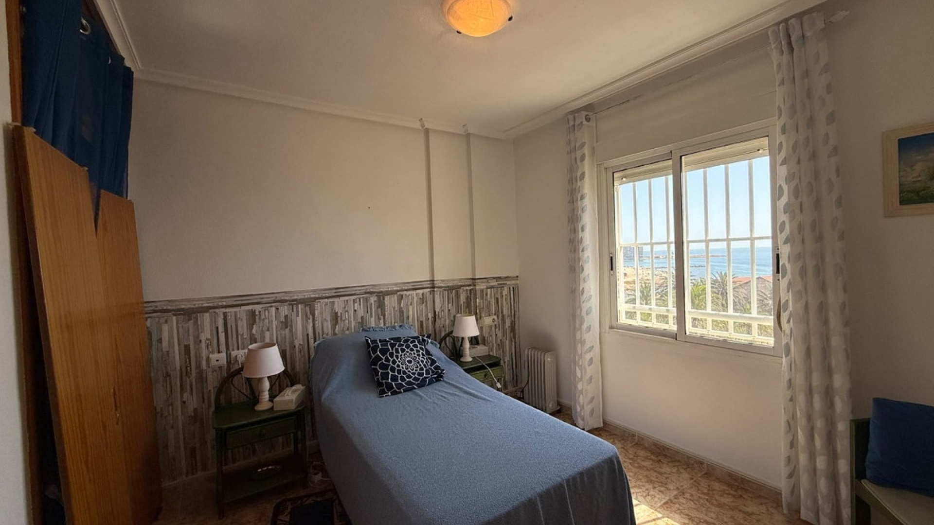 Resale - Apartment - Torrevieja - Playa De Los Locos