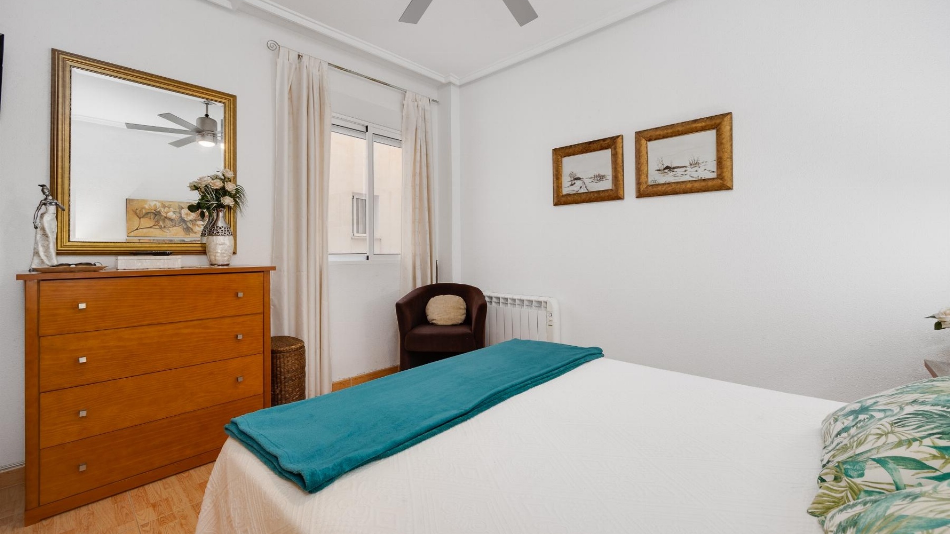 Resale - Apartment - Torrevieja - Playa del Acequión