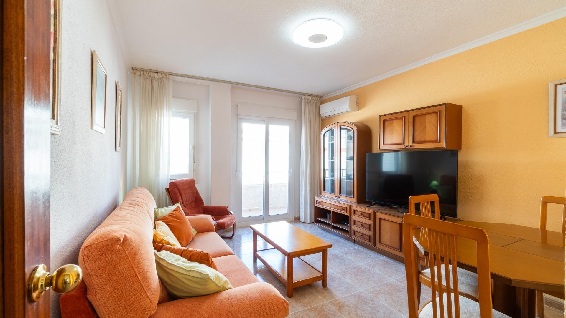 Resale - Apartment - Torrevieja - Playa Del Cura