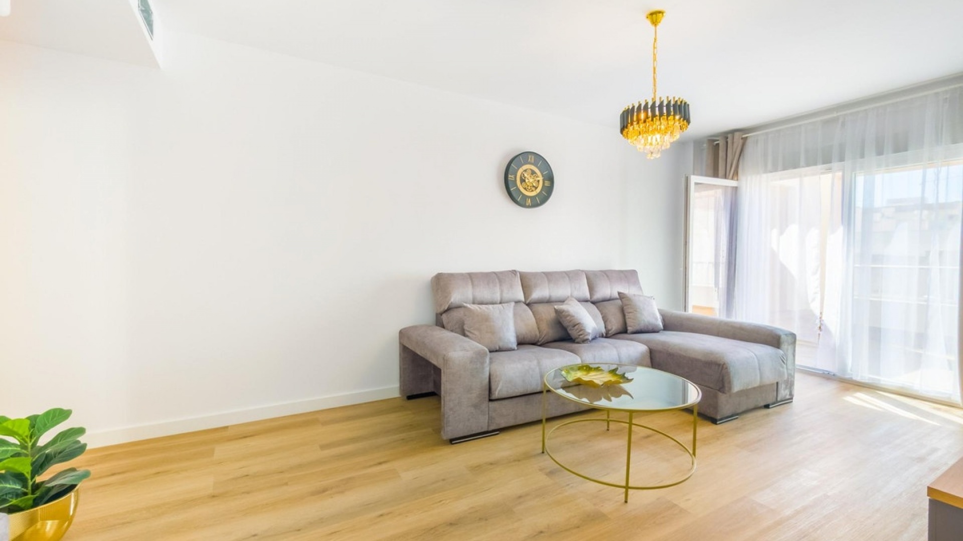 Resale - Apartment - Torrevieja - Playa Del Cura