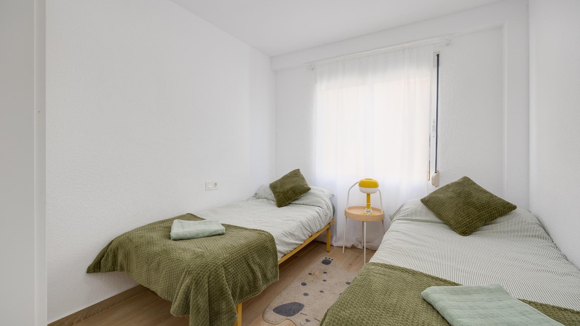 Resale - Apartment - Torrevieja - Playa Del Cura