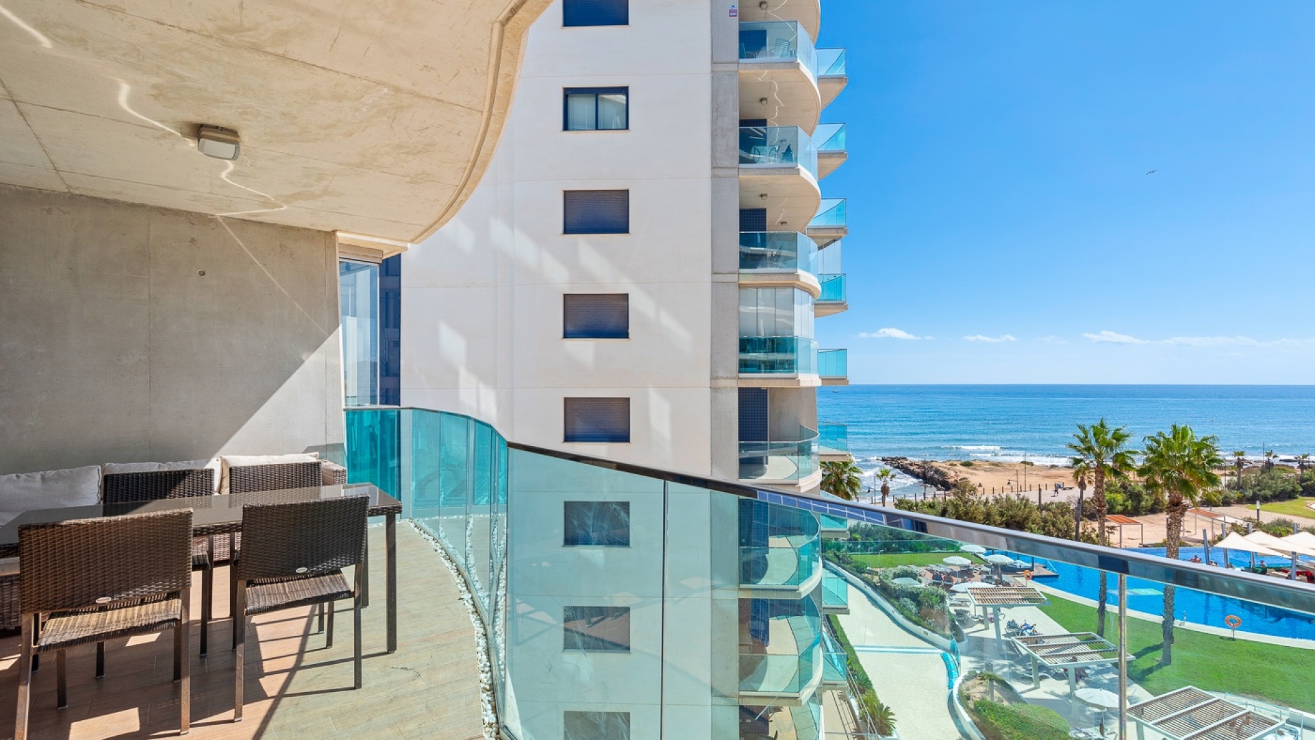 Resale - Apartment - Torrevieja - Punta Prima