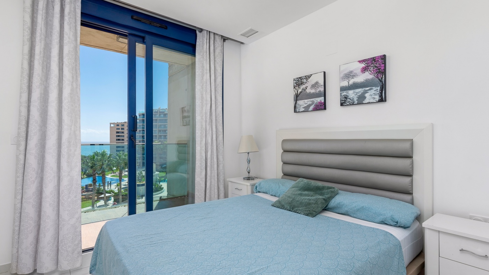 Resale - Apartment - Torrevieja - Punta Prima