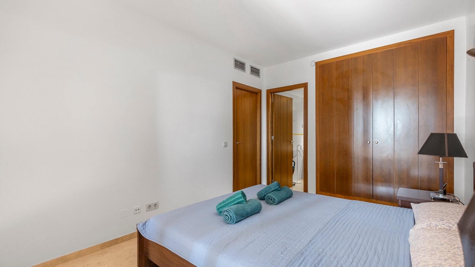 Resale - Apartment - Torrevieja - Punta Prima