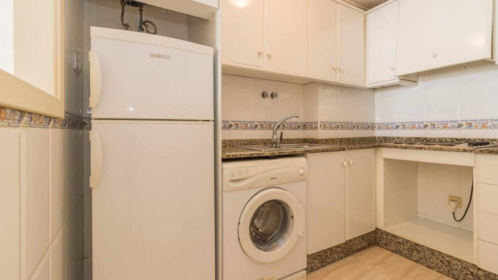 Resale - Apartment - Torrevieja - res aquapark