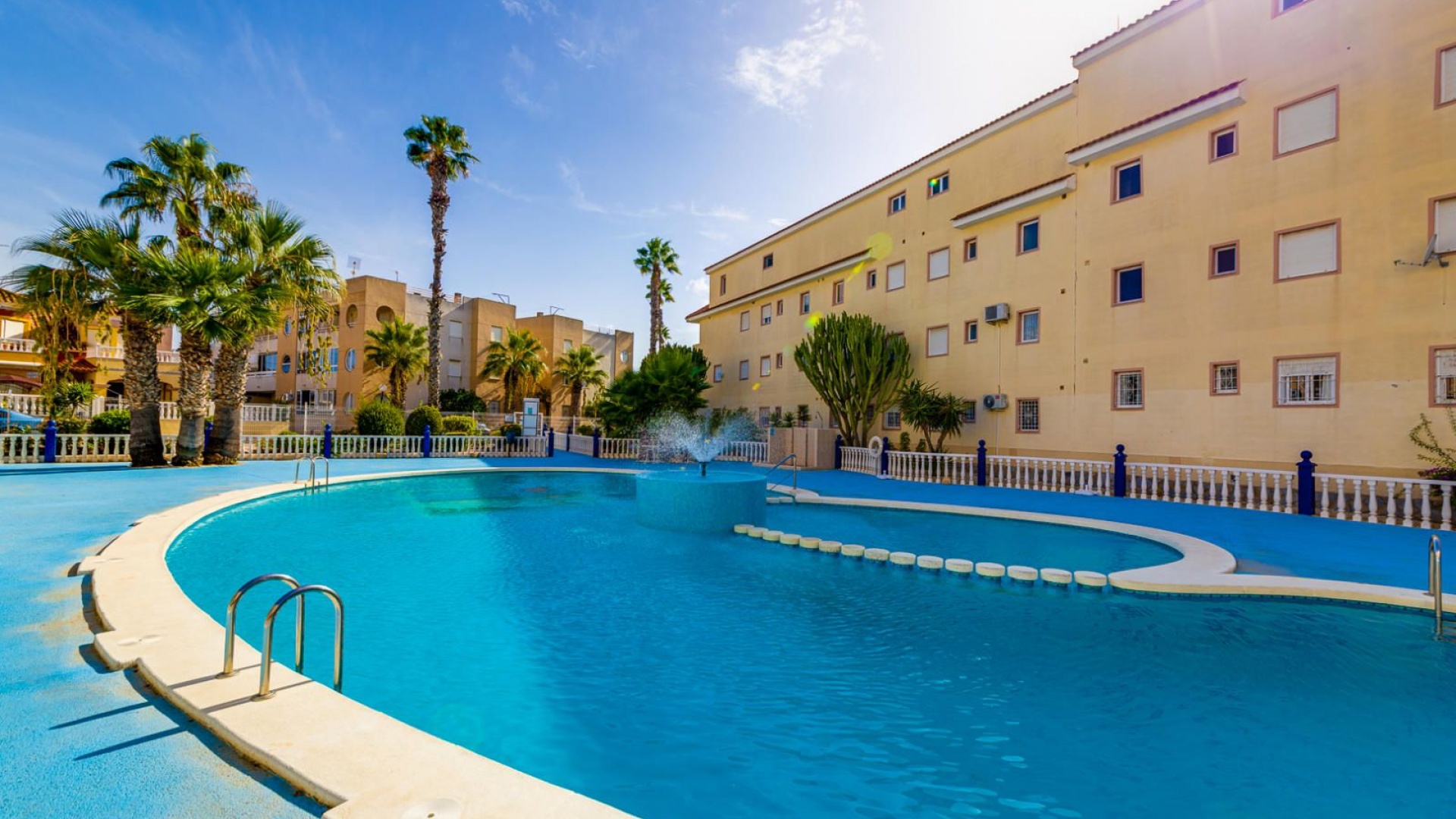 Resale - Apartment - Torrevieja - san luis