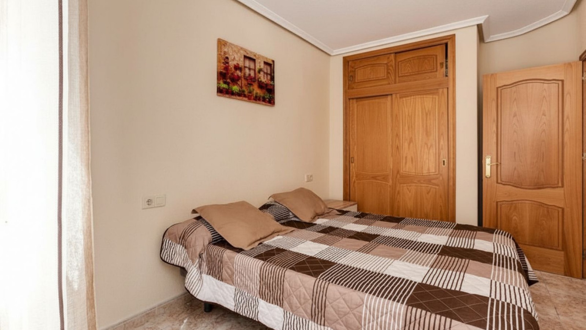 Resale - Apartment - Torrevieja - Torrevieja Centro