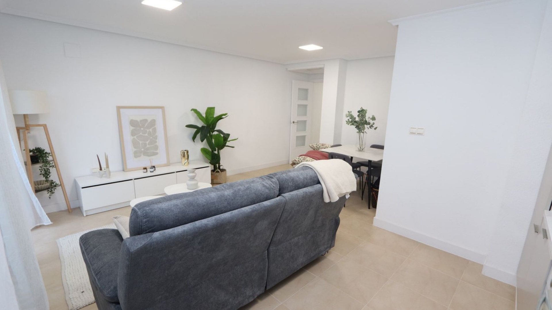 Resale - Apartment - Torrevieja - Torrevieja Centro