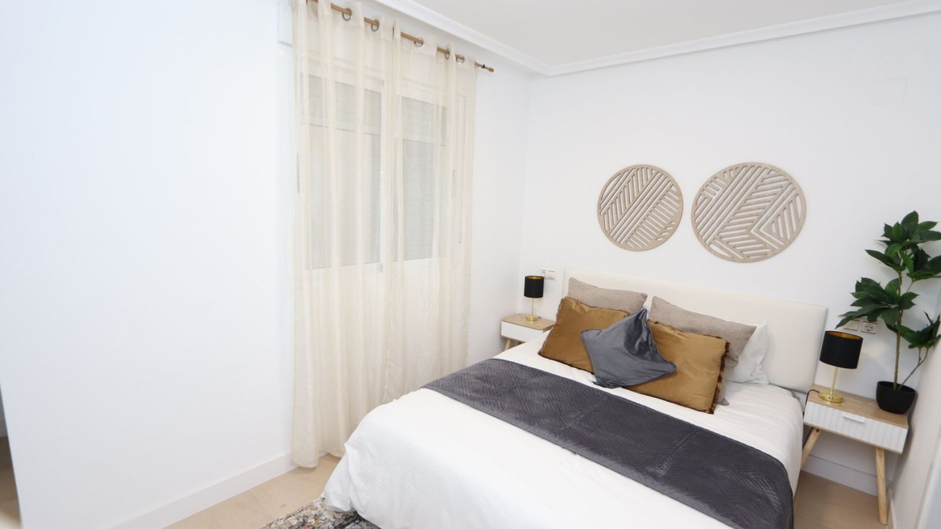 Resale - Apartment - Torrevieja - Torrevieja Centro