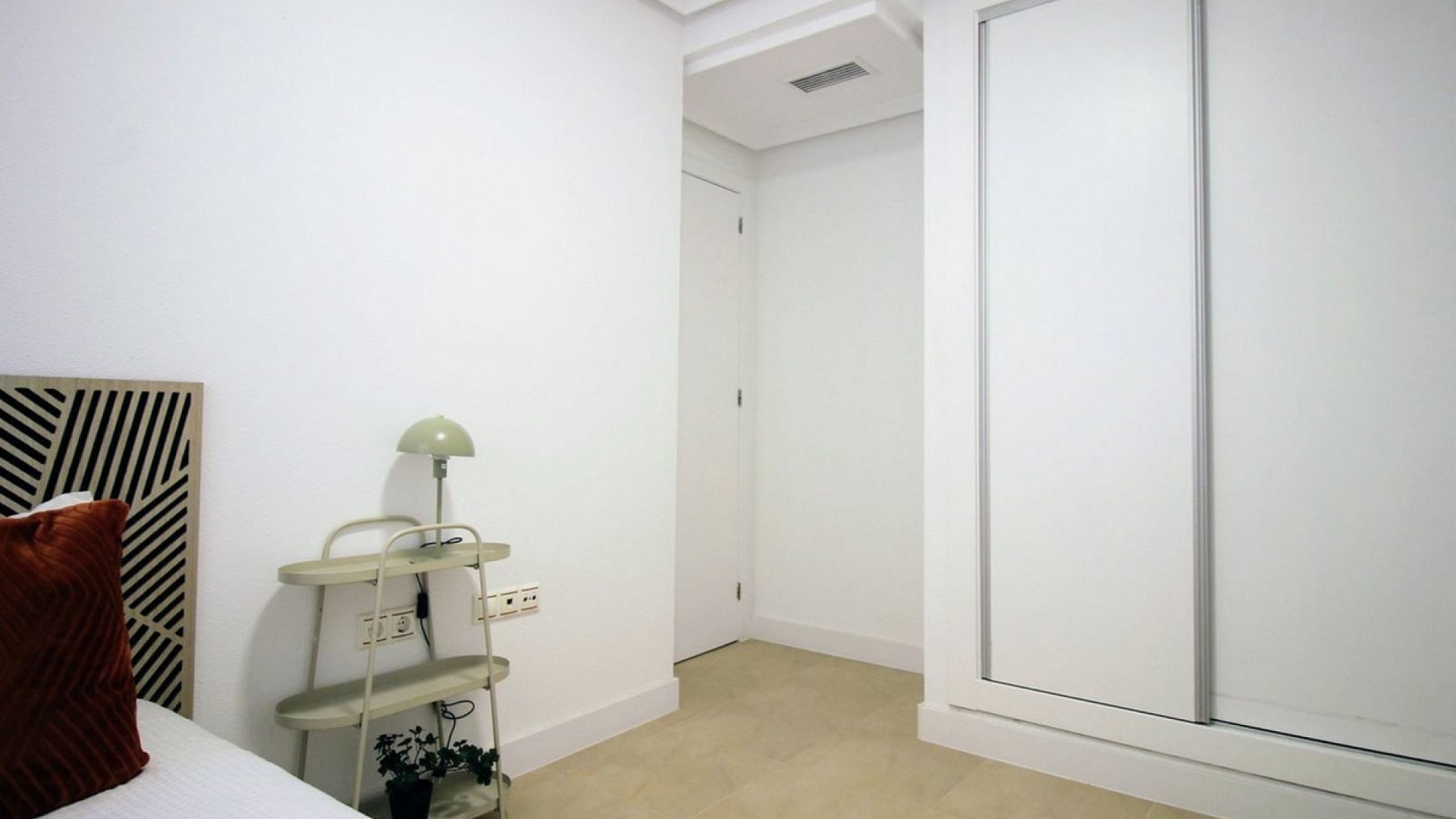 Resale - Apartment - Torrevieja - Torrevieja Centro