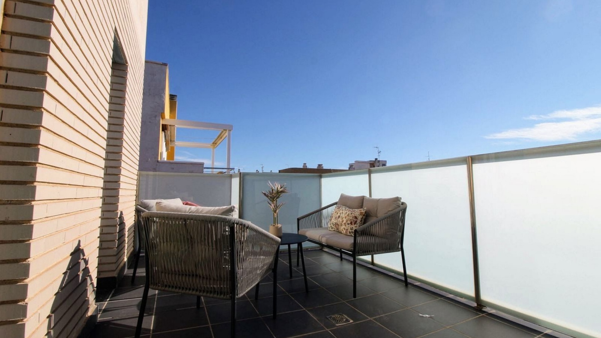 Resale - Apartment - Torrevieja - Torrevieja Centro