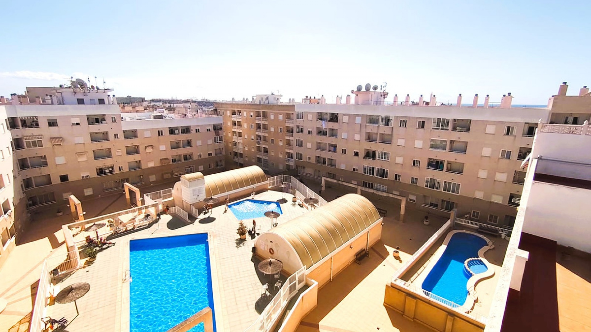 Resale - Apartment - Torrevieja - Torrevieja Centro