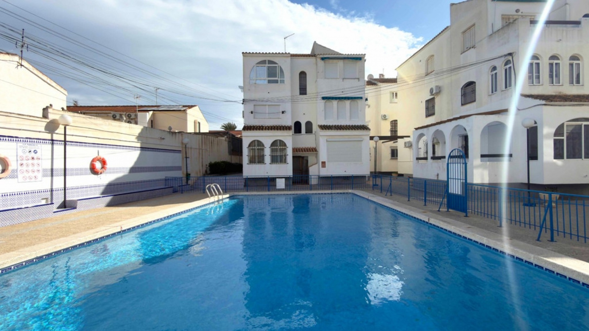 Resale - Apartment - Torrevieja - Torrevieja Centro
