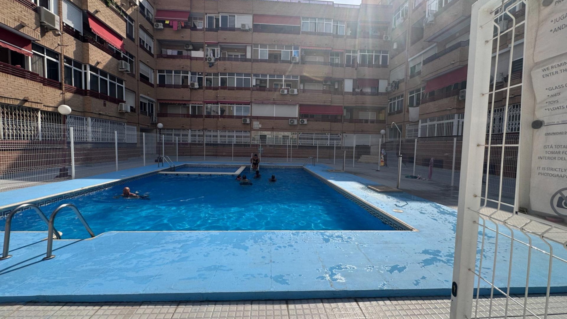 Resale - Apartment - Torrevieja - Torrevieja Centro