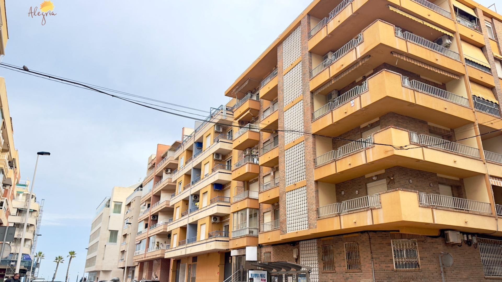 Resale - Apartment - Torrevieja - Torrevieja Centro