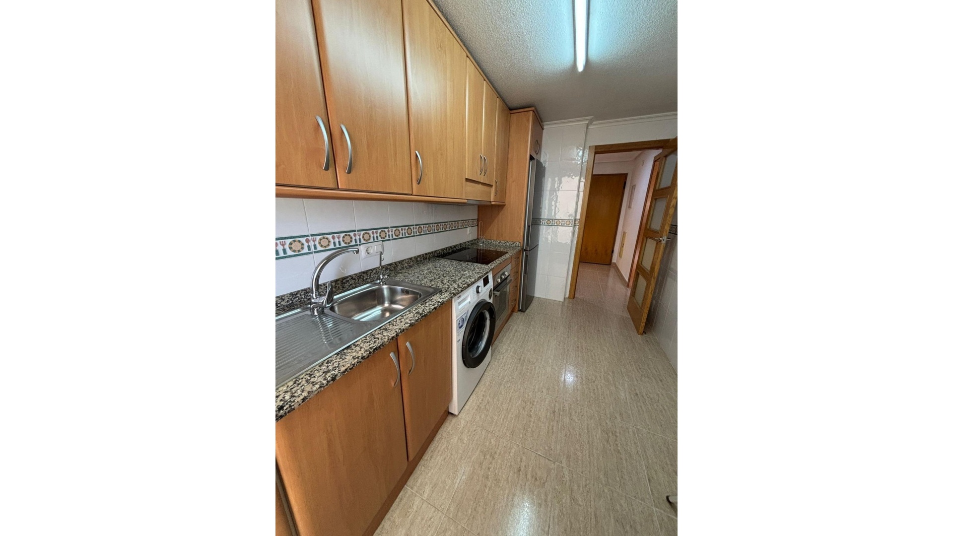 Resale - Apartment - Torrevieja - Torrevieja Centro