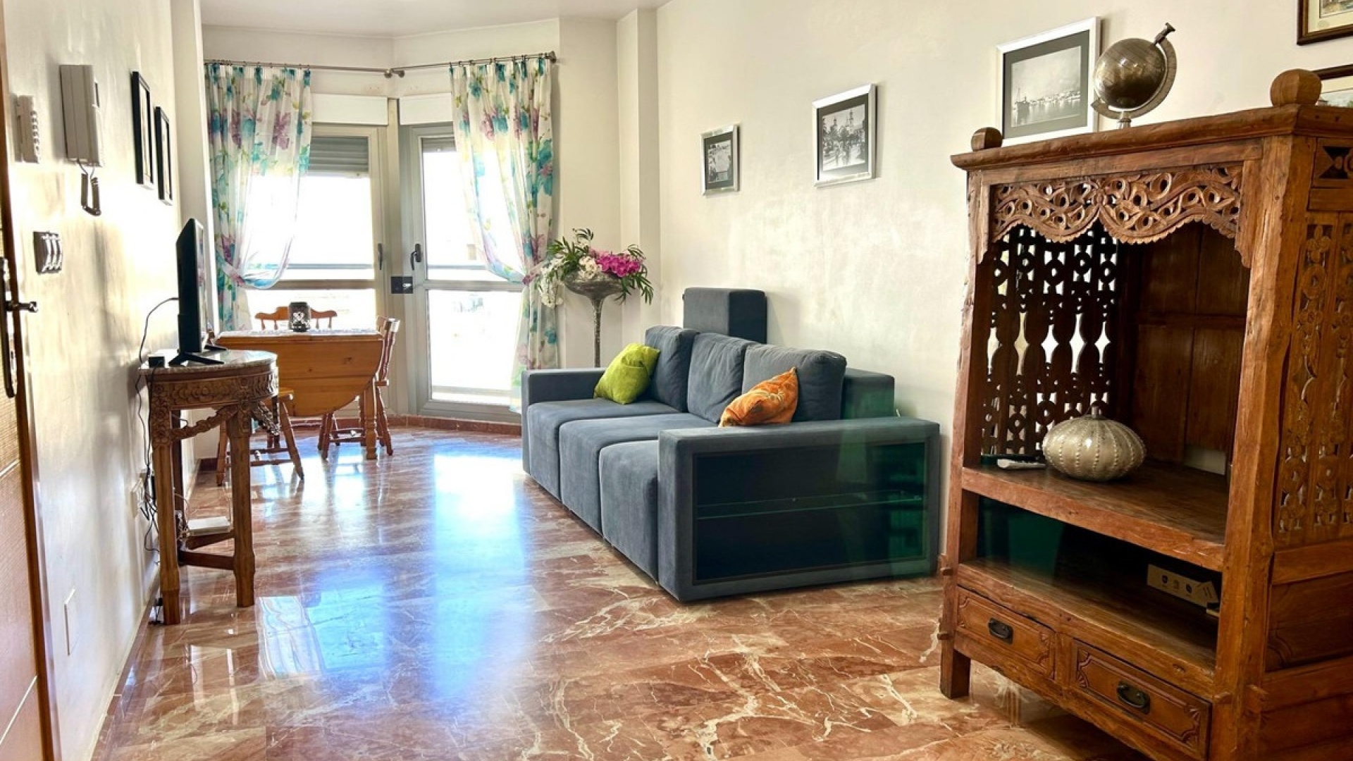 Resale - Apartment - Torrevieja - Torrevieja Centro