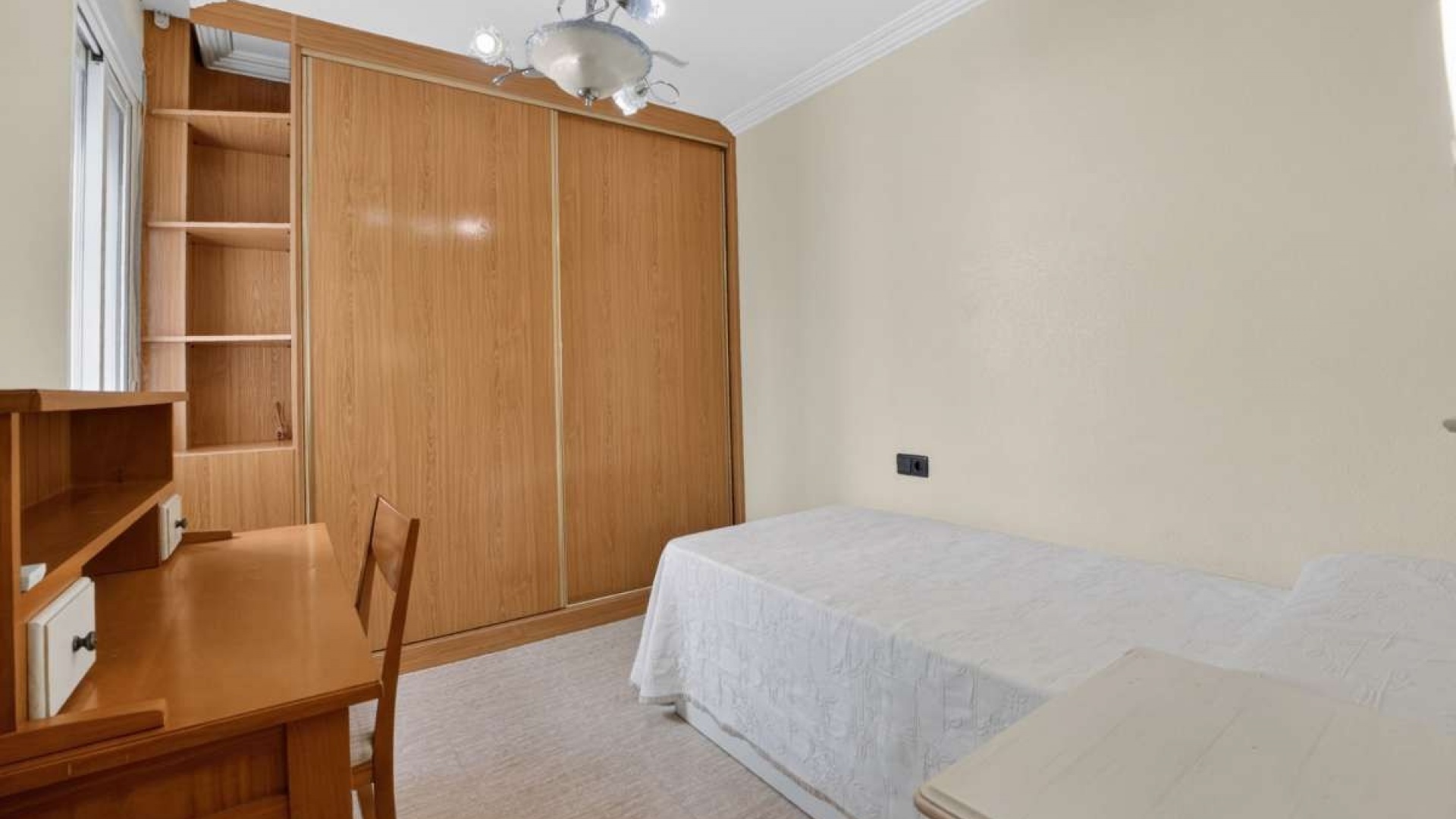 Resale - Apartment - Torrevieja - Torrevieja Centro